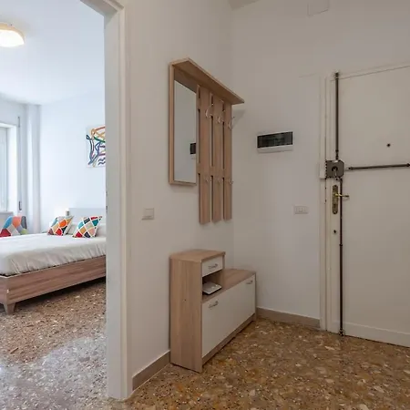 Bright & Stylish Flat Near Pamphili Appartement
