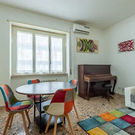 Bright & Stylish Flat Near Pamphili